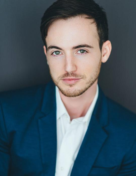 迈克尔·詹姆斯·瑞根 Michael James Regan照片