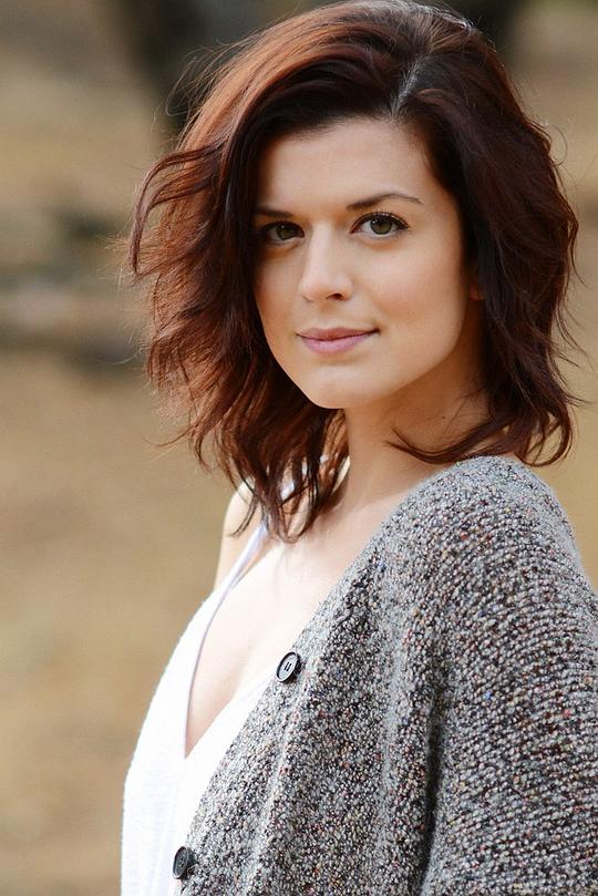 普里西拉·法雅 Priscilla Faia照片