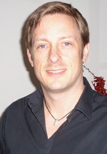 凯尔·纽曼 Kyle Newman照片