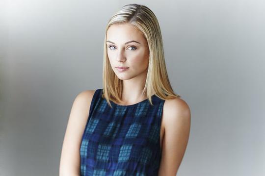 阿维娃·蒙吉洛 Aviva Mongillo照片