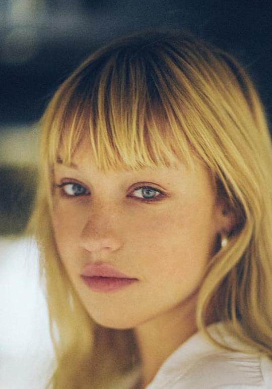 罗丝-玛丽·佩罗特 Rose-Marie Perreault照片