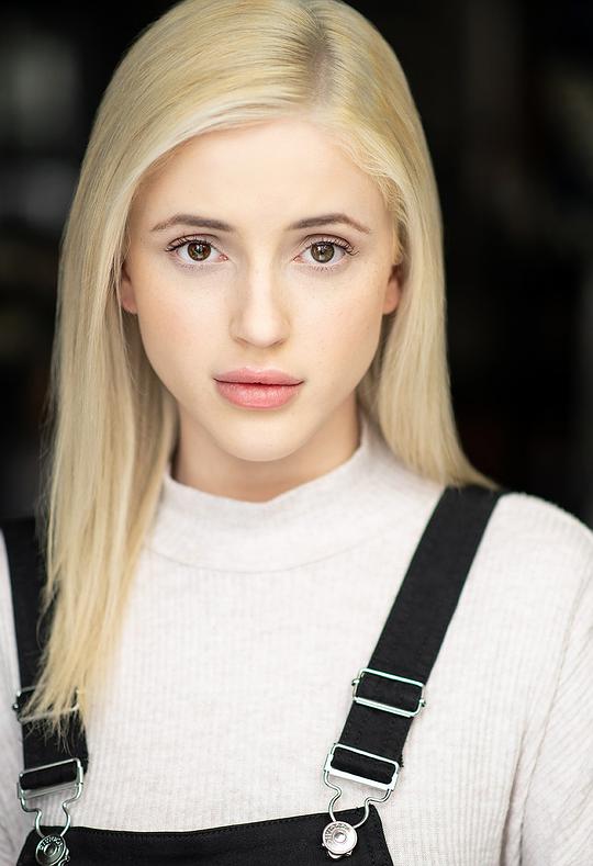 斯凯勒·拉齐翁 Skylar Radzion照片