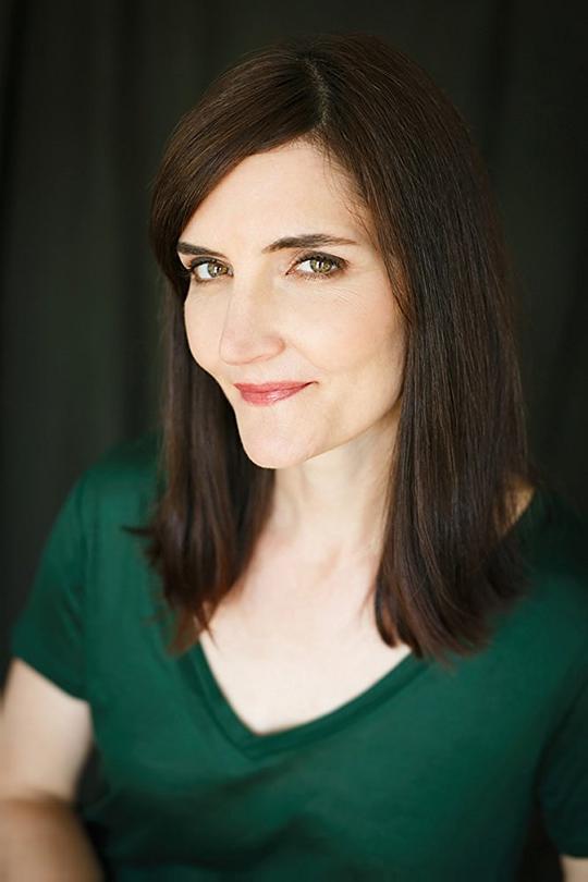 德尔菲娜·鲁塞尔 Delphine Roussel照片