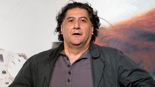 巴克迪亚·库唐纳扎洛夫 Bakhtyar Khudojnazarov照片