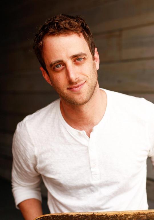 丹·阿布拉莫维奇 Dan Abramovici照片