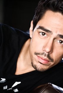 扎克·圣蒂亚戈 Zak Santiago照片