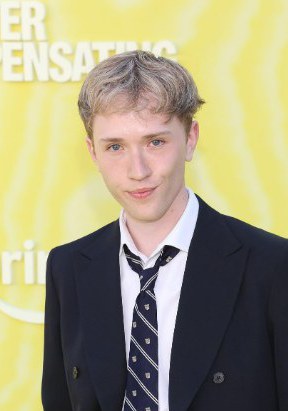 卢克·艾沃雷多 Luke Avoledo照片