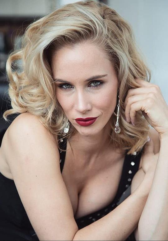 Sayla de Goede照片