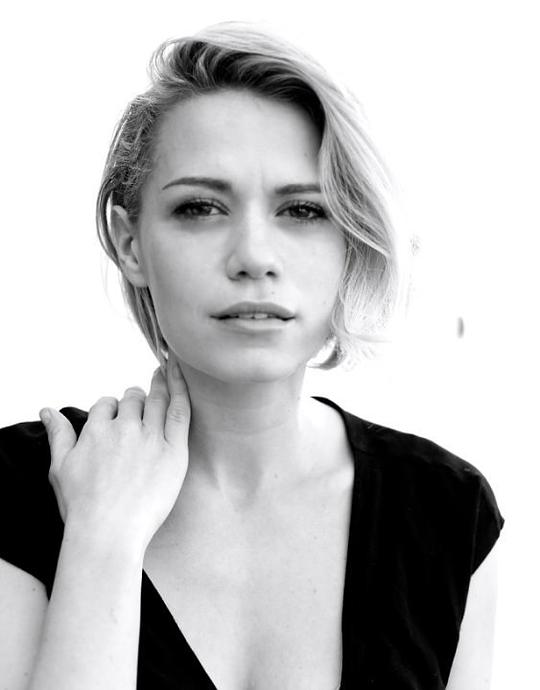 贝瑟尼·乔伊·伦茨 Bethany Joy Lenz照片