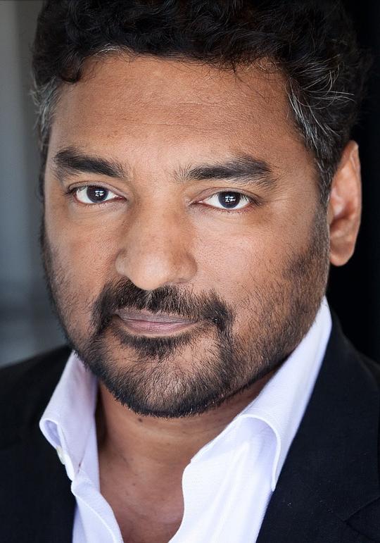 苏吉斯·瓦鲁盖斯 Sugith Varughese照片