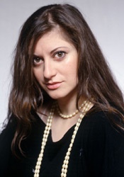 安妮塔·多兰 Anita Doron照片