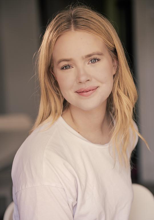 乔安·哈特 Joan Hart照片