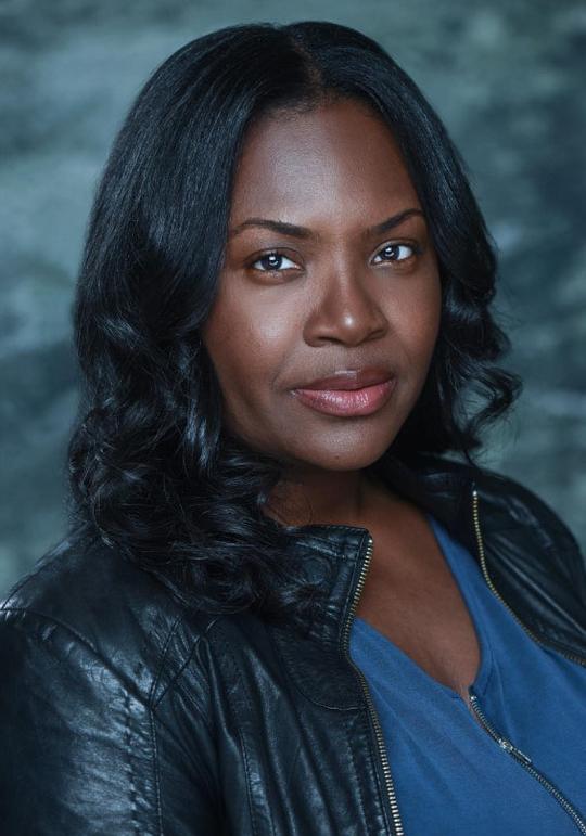 奥利维亚·巴雷特 Olivia Barrett照片