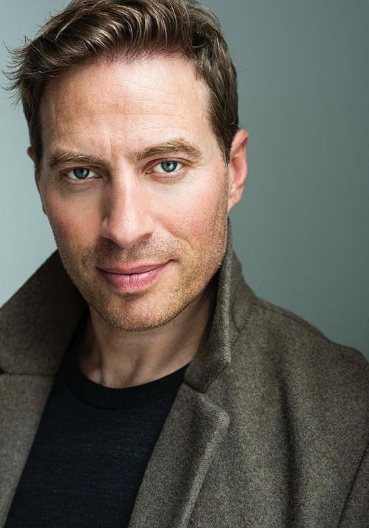 德雷克·昆 Derek Kun照片