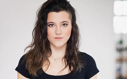 凯瑟琳·布吕内 Catherine Brunet照片