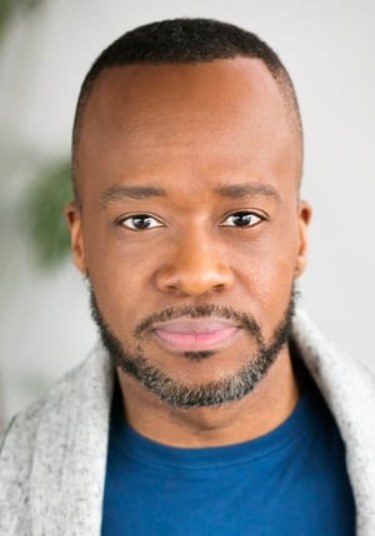 泰德·普卢维奥斯 Ted Pluviose照片