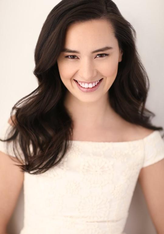 卡卡琪 Cara Gee照片