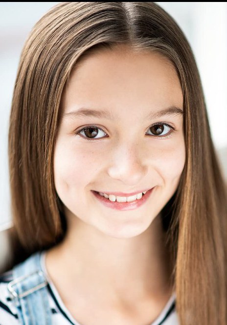 爱丽克萨·C·米勒 Alexa C Miller照片