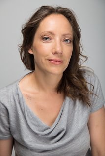 克尔斯滕·卡修 Kirsten Carthew照片