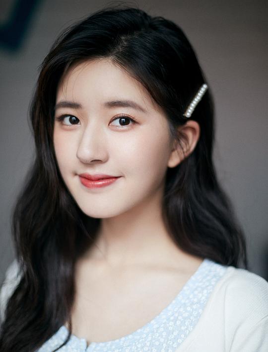 赵露思 Lusi Zhao照片