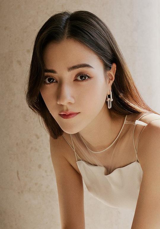 娜然 Narana Erdyneeva照片