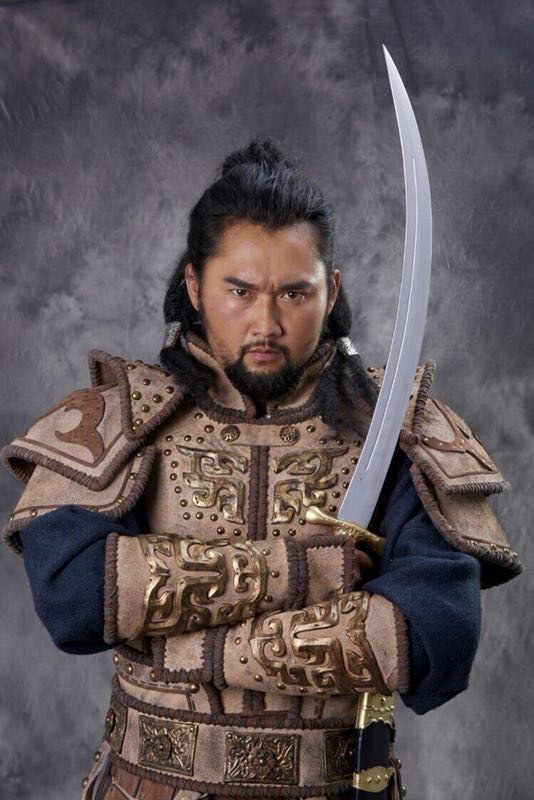 艾力库 Ailiku照片