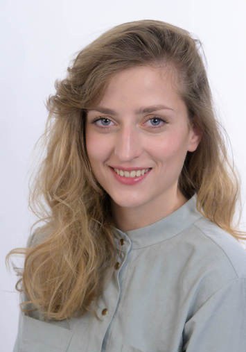 玛丽安·赫尔曼尼 Mariann Hermányi照片