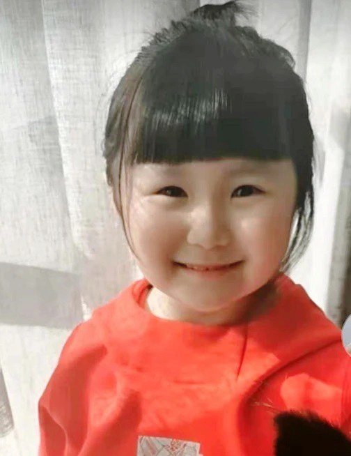 董若溪 Ruoxi Dong照片