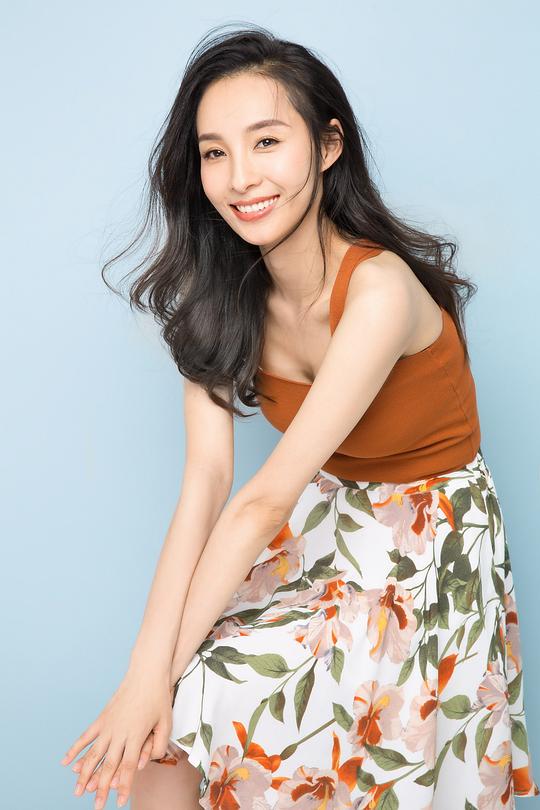 李一冉 Yiran Li照片