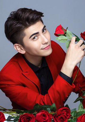 阿仁·阿合买提别克 Aren照片