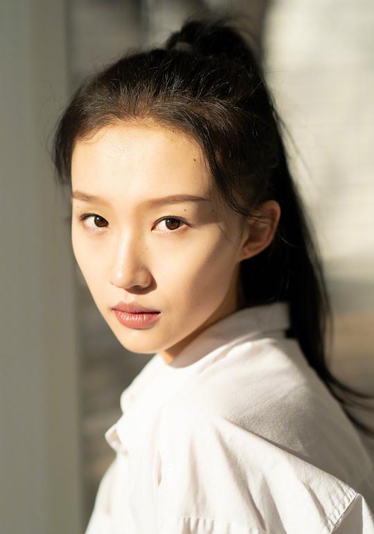 王佳怡 Jiayi Wang照片