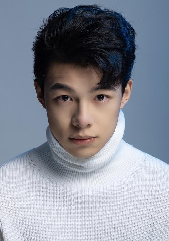 黄炎 Yan Huang照片