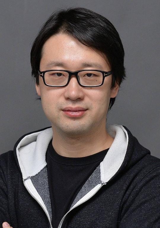 董润年 Runnian Dong照片