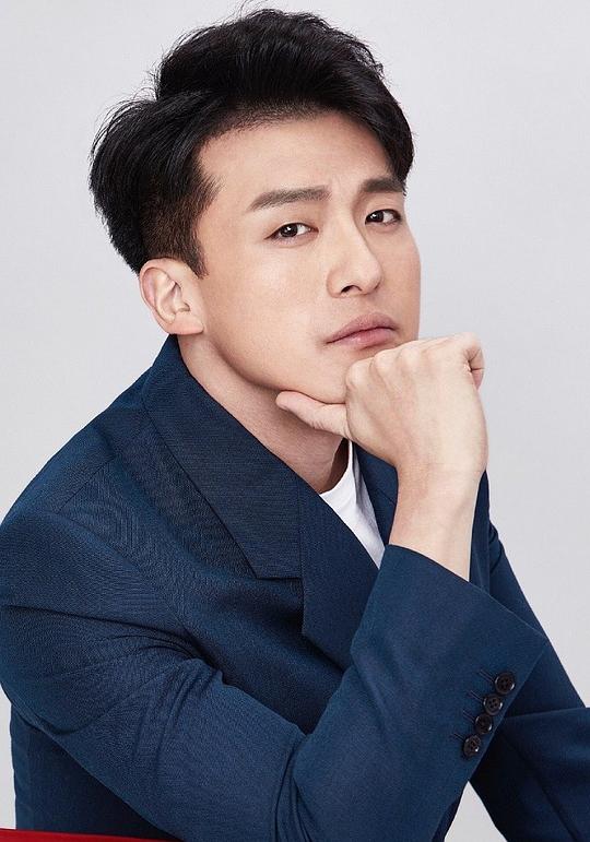 孙艺洲 Yizhou Sun照片