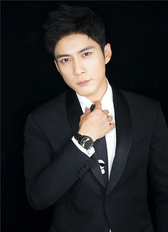 韩东君 Elvis Han照片