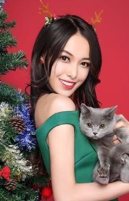 黄梓凌 Ziling Huang照片