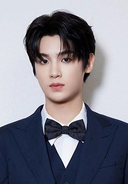 黄明昊 Justin Huang照片