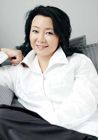 萨日娜 Rina Sa照片