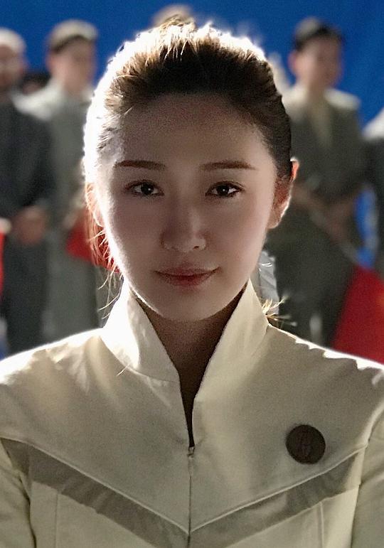 龙美杉 Meishan Long照片