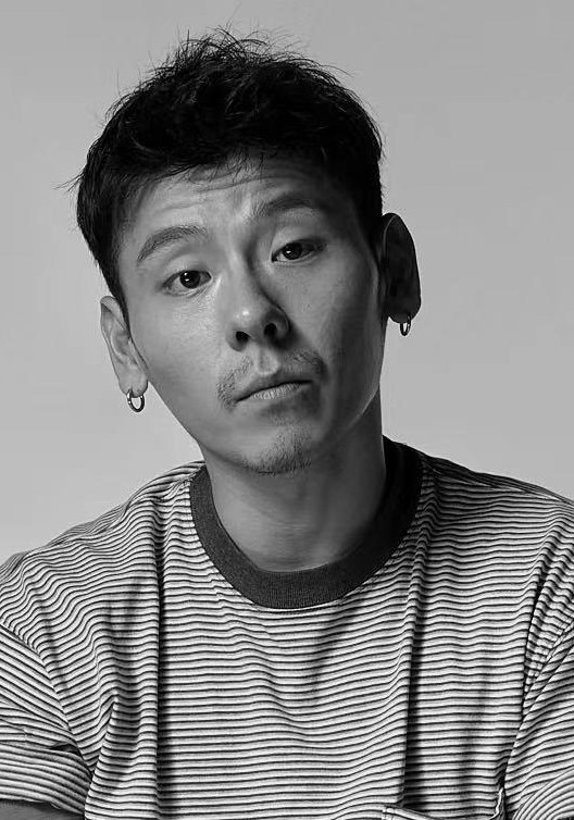 蒋奇明 Qiming Jiang照片