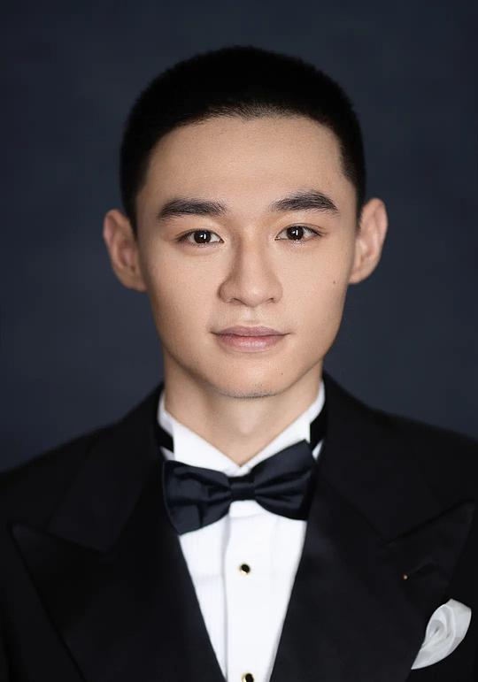 刘奕铁 Yitie Liu照片