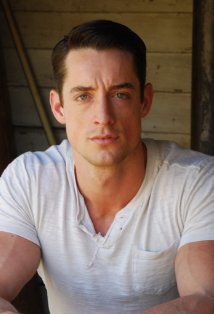 贾斯汀·皮尔斯 Justin Price照片