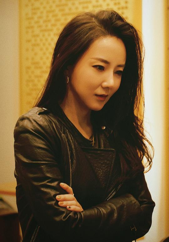 邱秋 Qiu Qiu照片