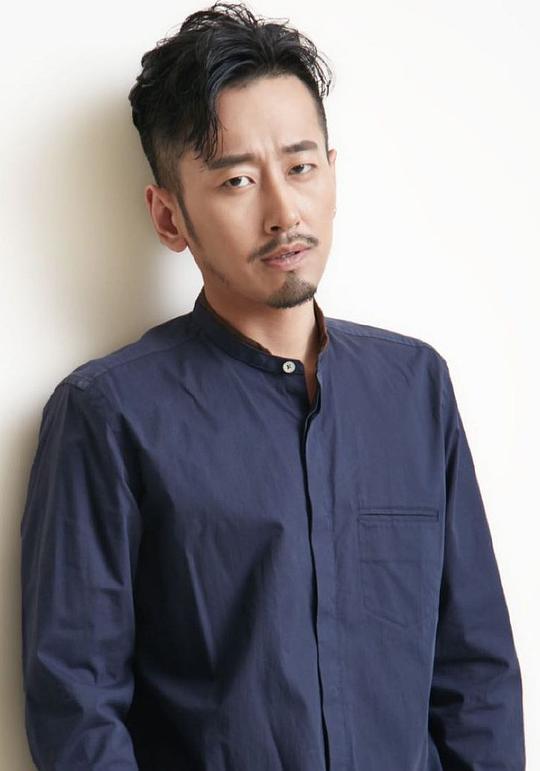 范哲琛 Zhechen Fan照片