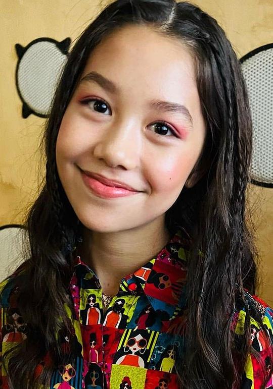 特里尼蒂·布利斯 Trinity Bliss照片