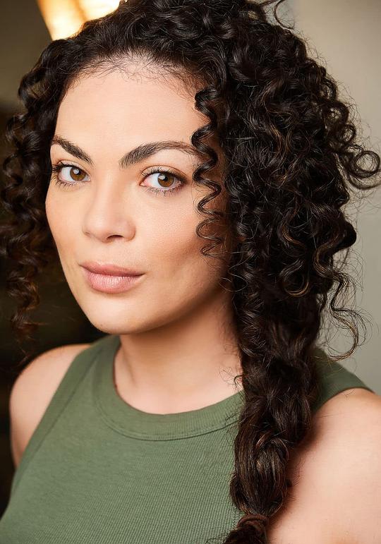 乔瓦尼·克鲁兹 Giovannie Cruz照片