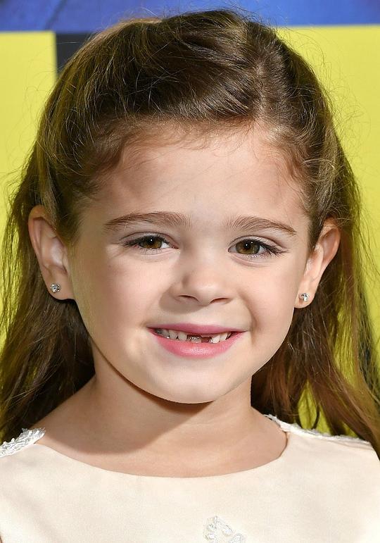 阿德琳·斯布恩 Adelynn Spoon照片