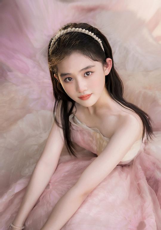 王亭文 Tingwen Wang照片