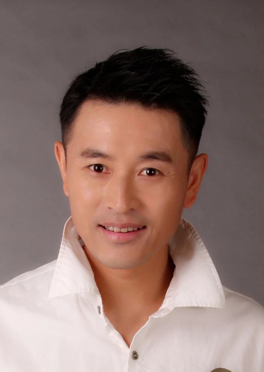 李欣阳 Xinyang Li照片