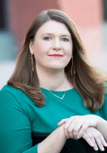 劳伦·希内克 Lauren Hynek照片